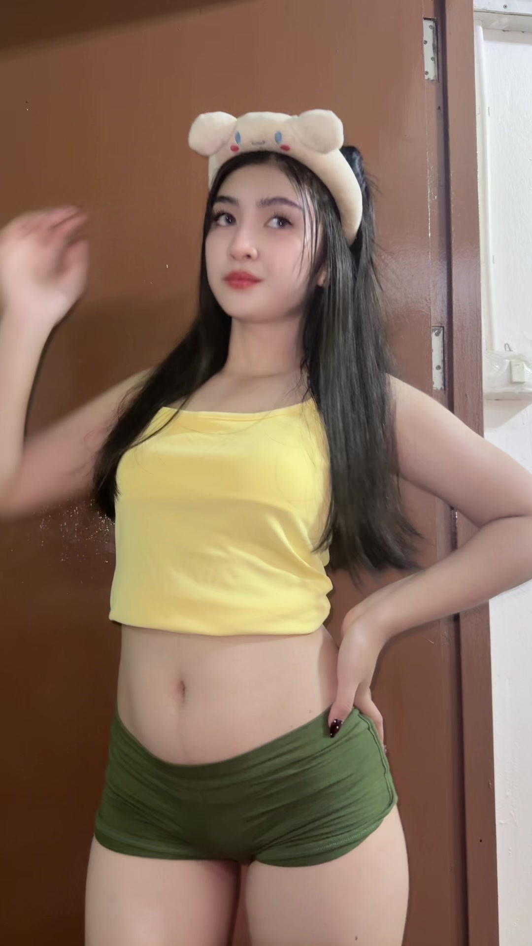 @ชื่ออุ้ม แต่เพื่อนเรียกอีสวยยย