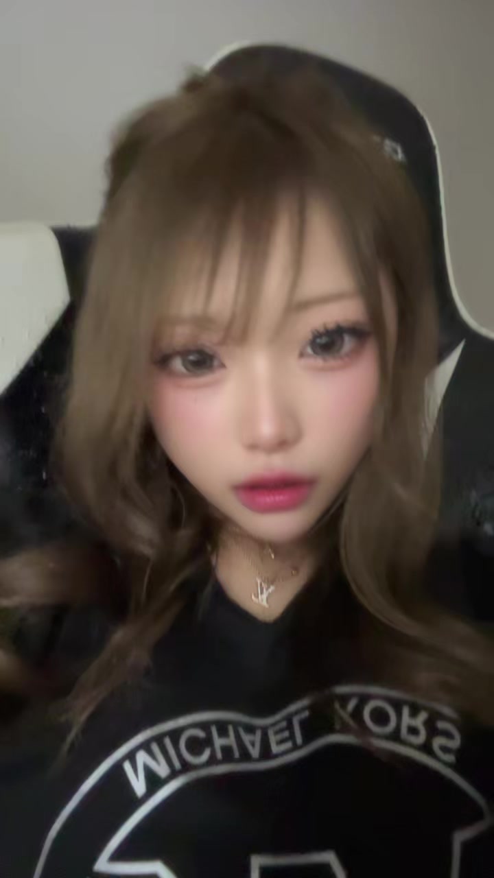 @友姫
