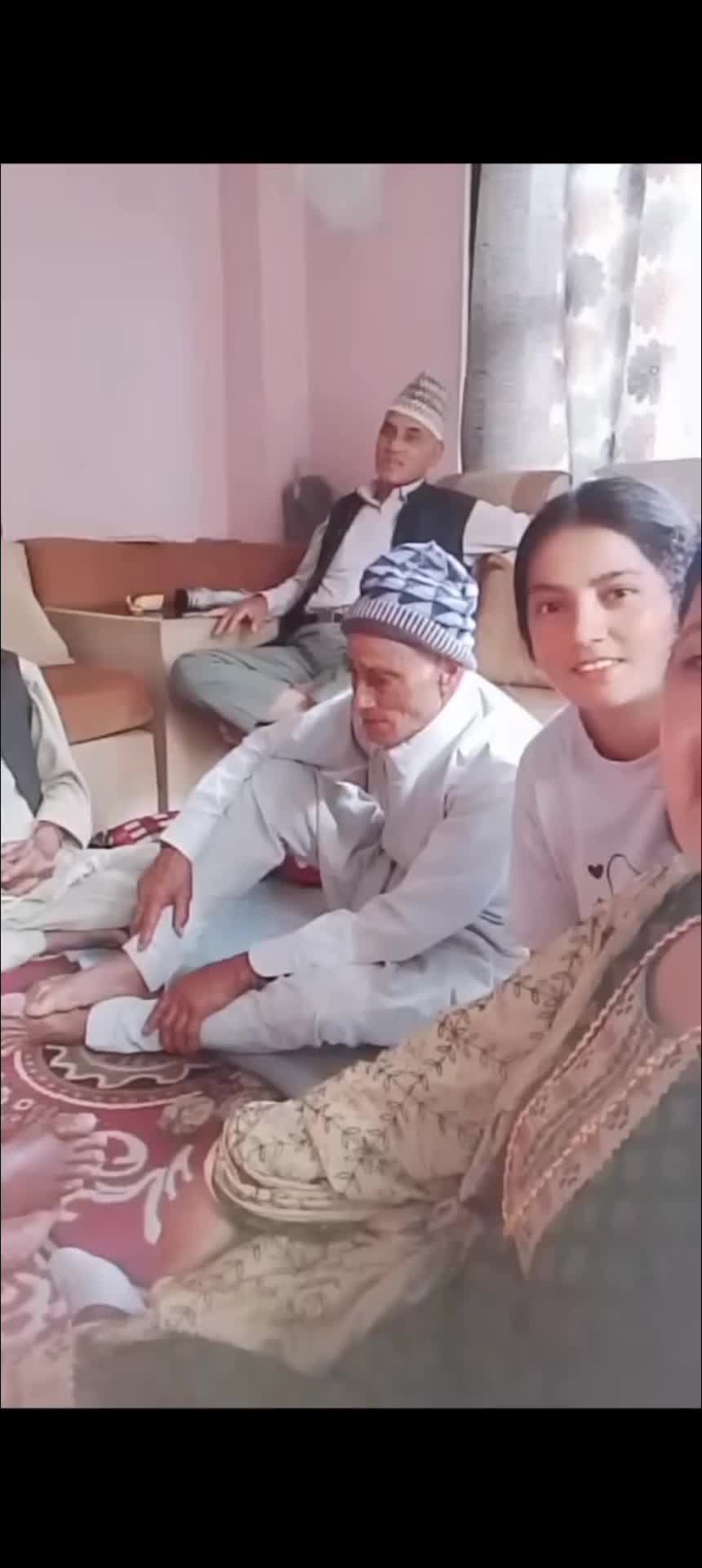 @बिन्दास