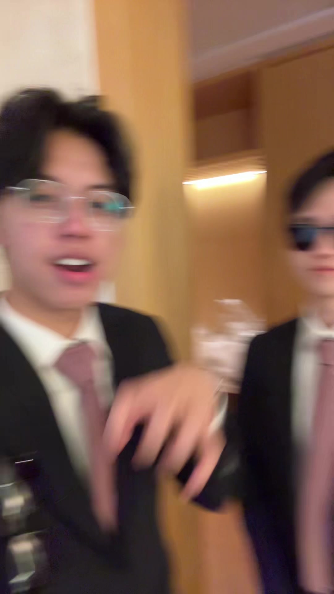 @Sutsujin.
