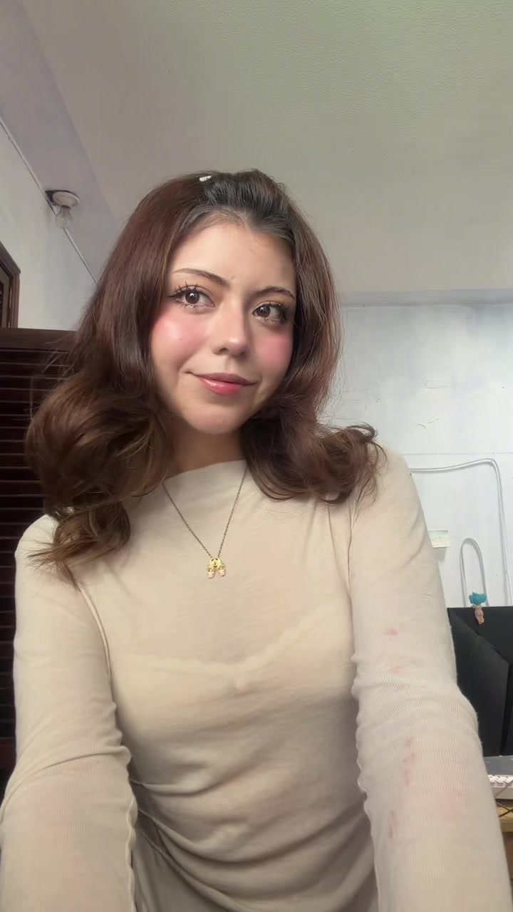 @Vania