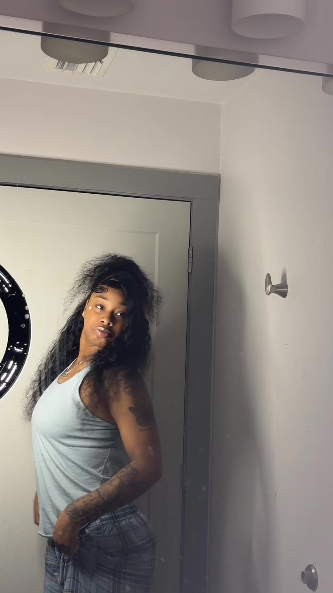 @kaylaadaabraatt🏳️&zwj;🌈