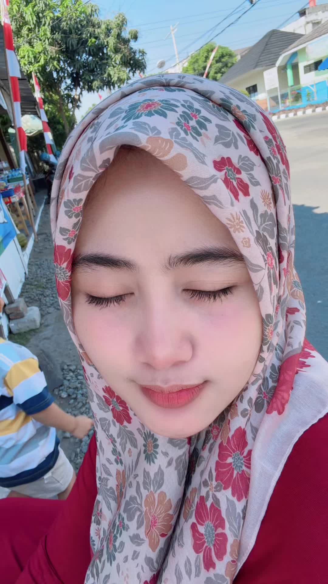 @Hajah_S
