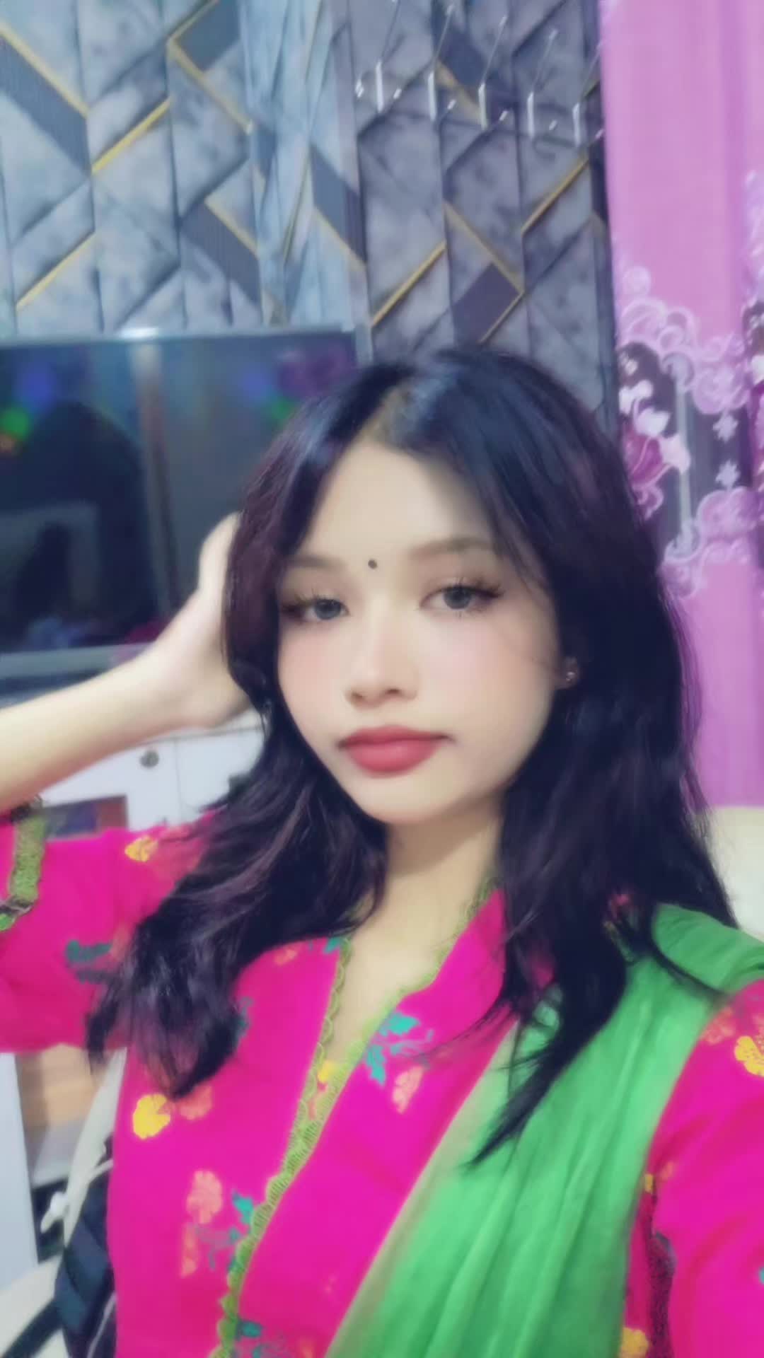 @👅