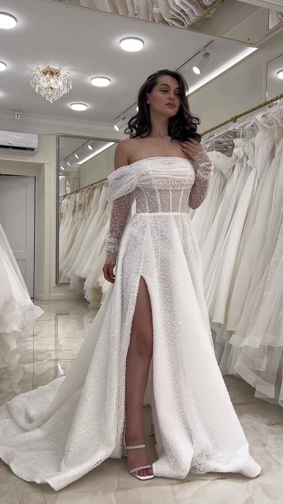 @vio.wedding.dresses