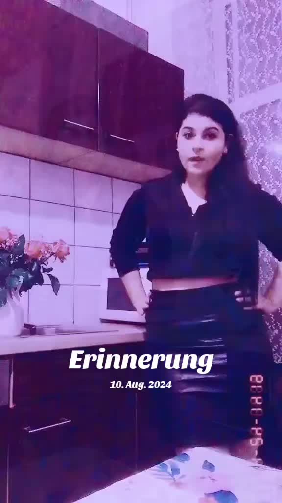 @Gina Kolyova