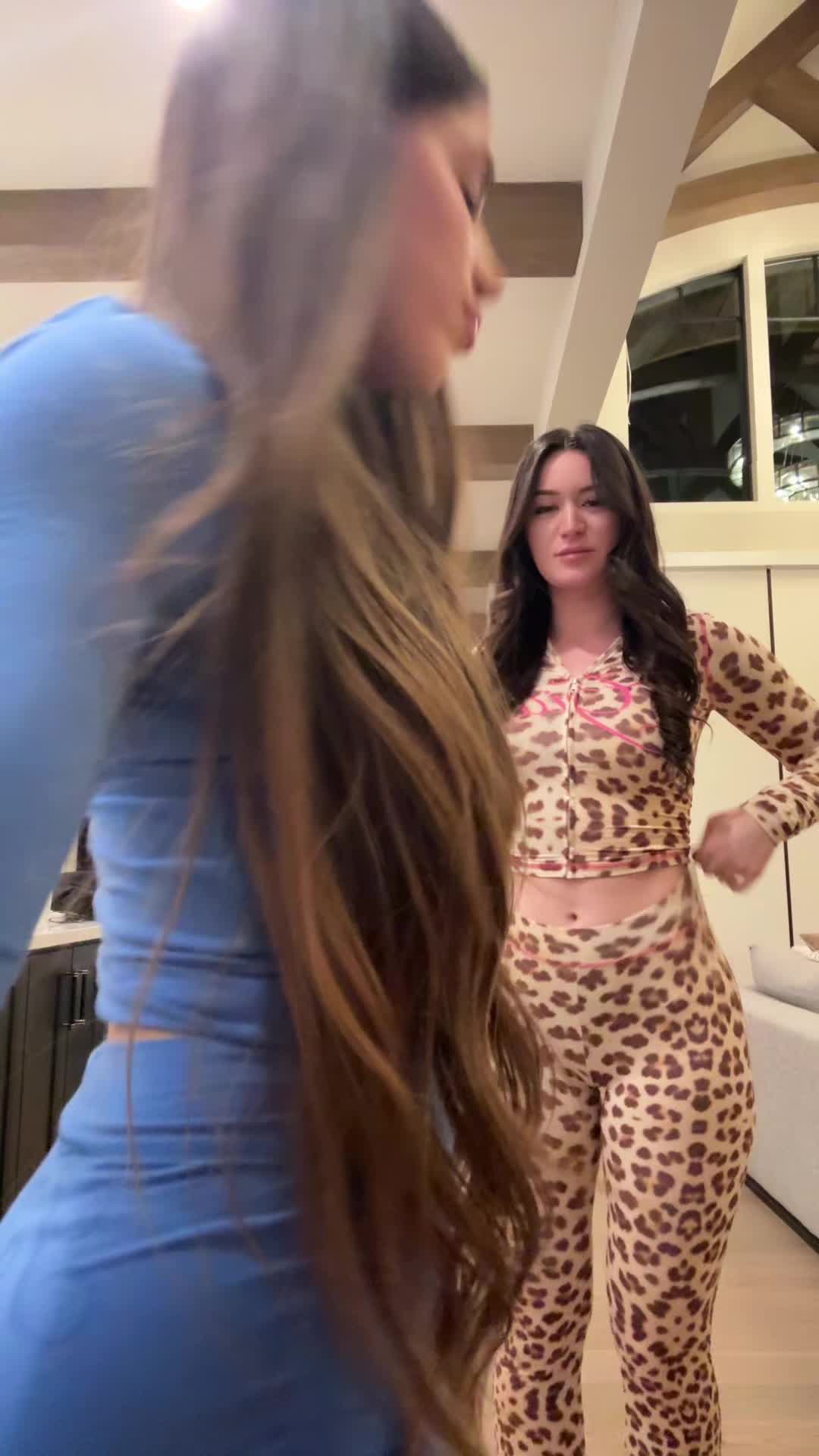 @emb8800