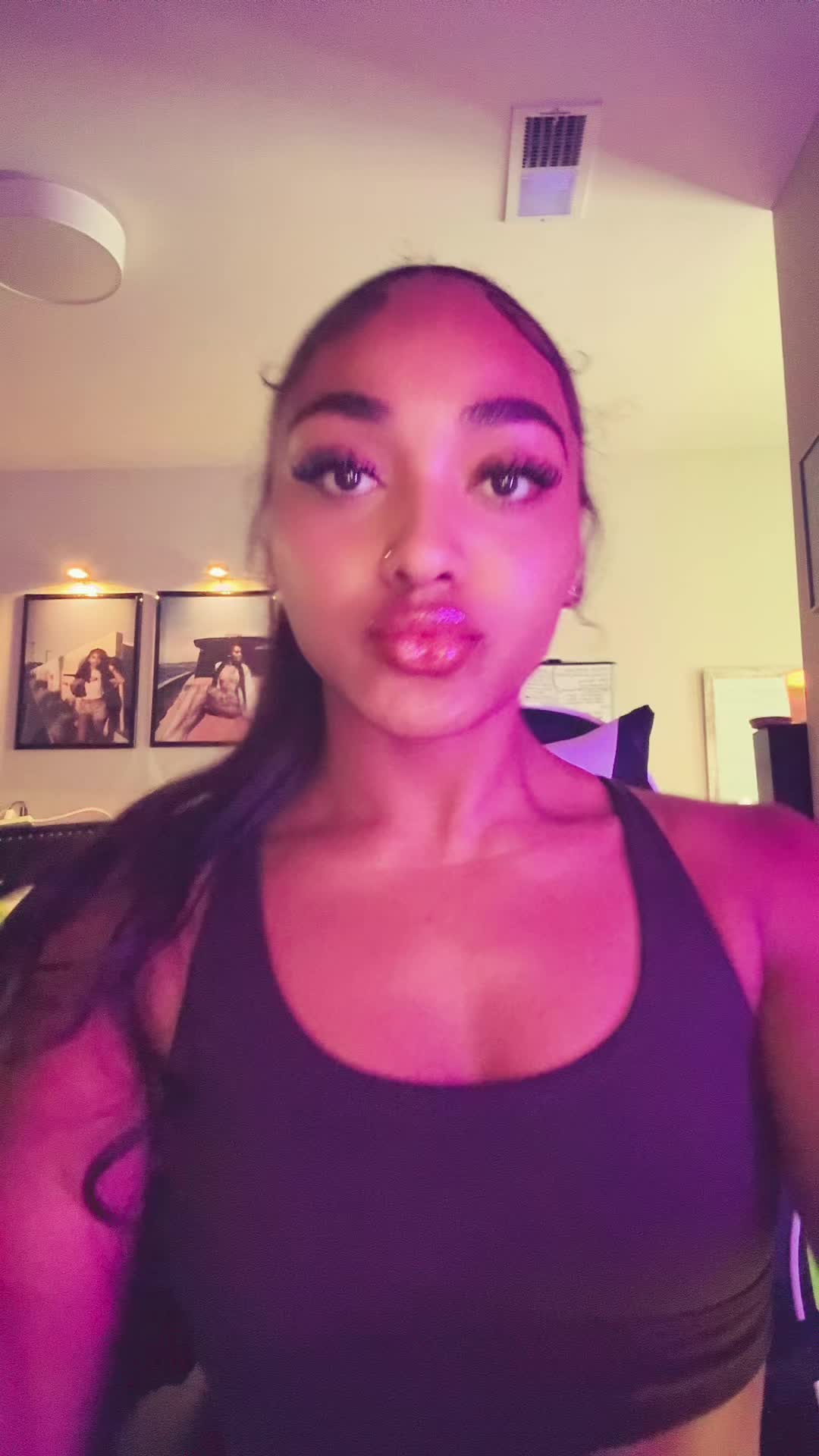 @jjaneedoee