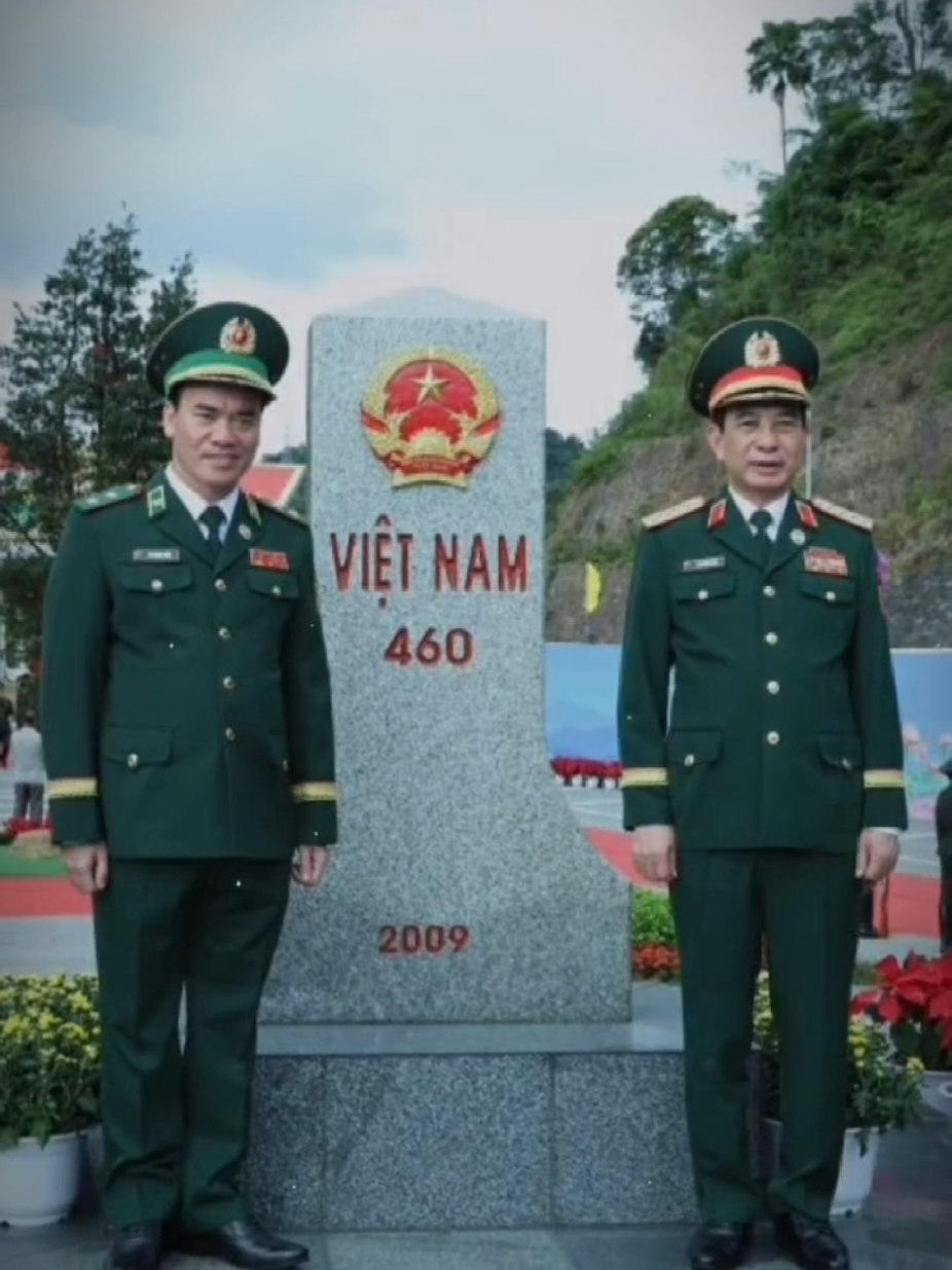 @Tiểu Sử