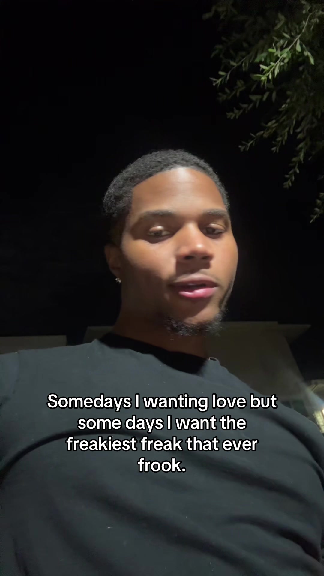 @_deewho