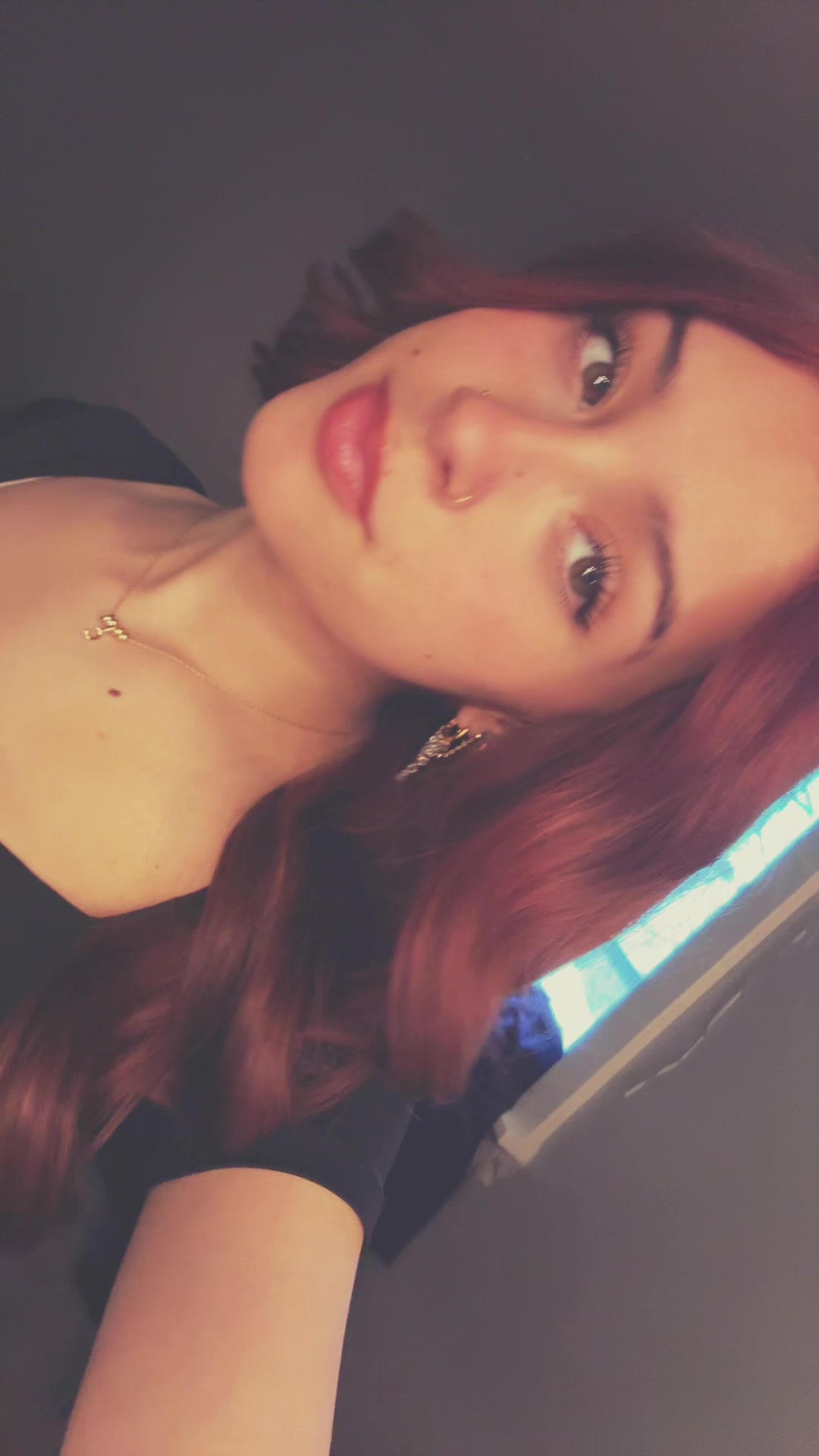 @💋