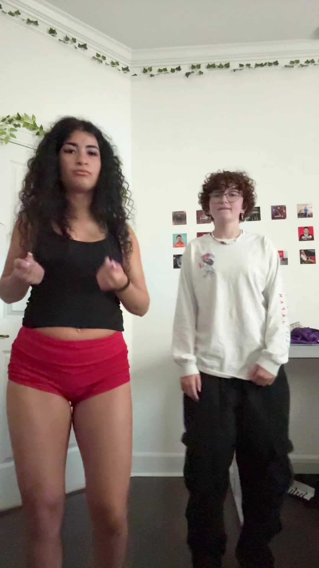 @neeku