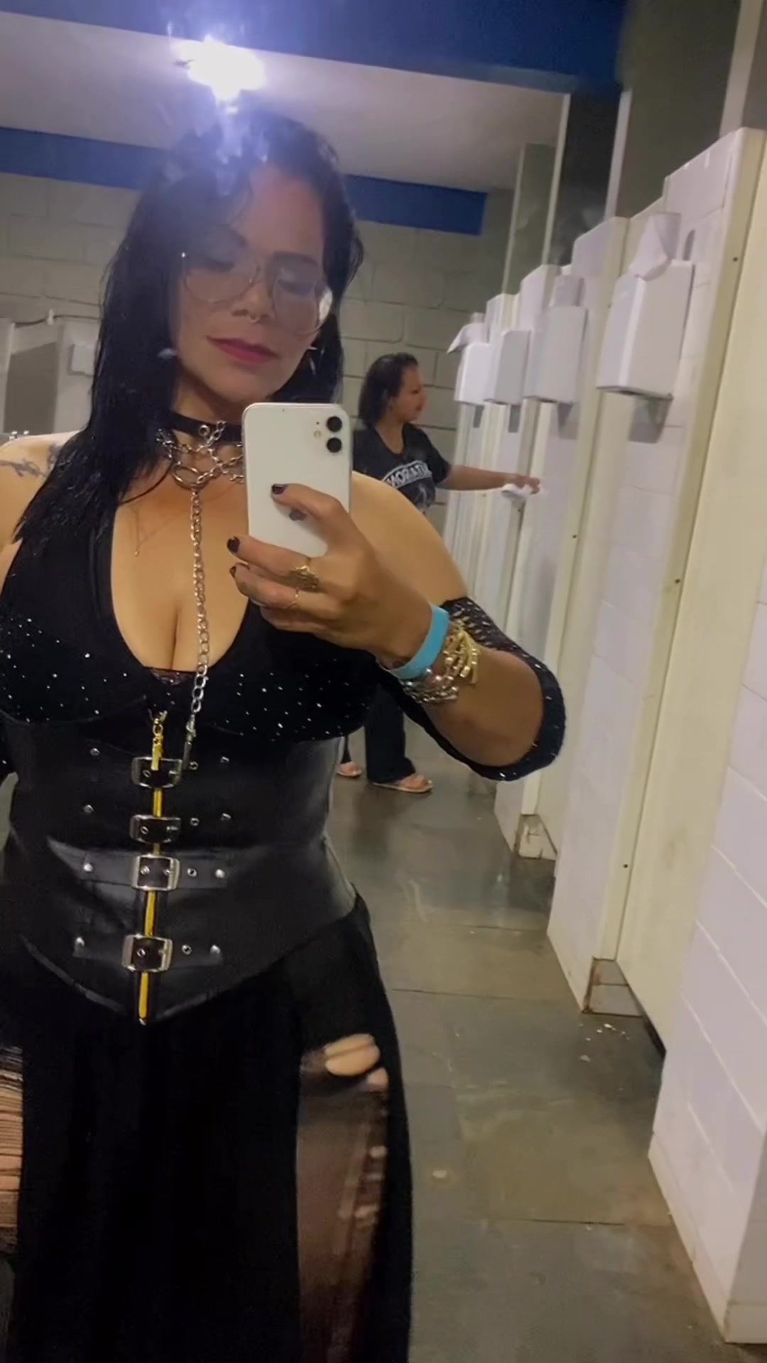 @Renata