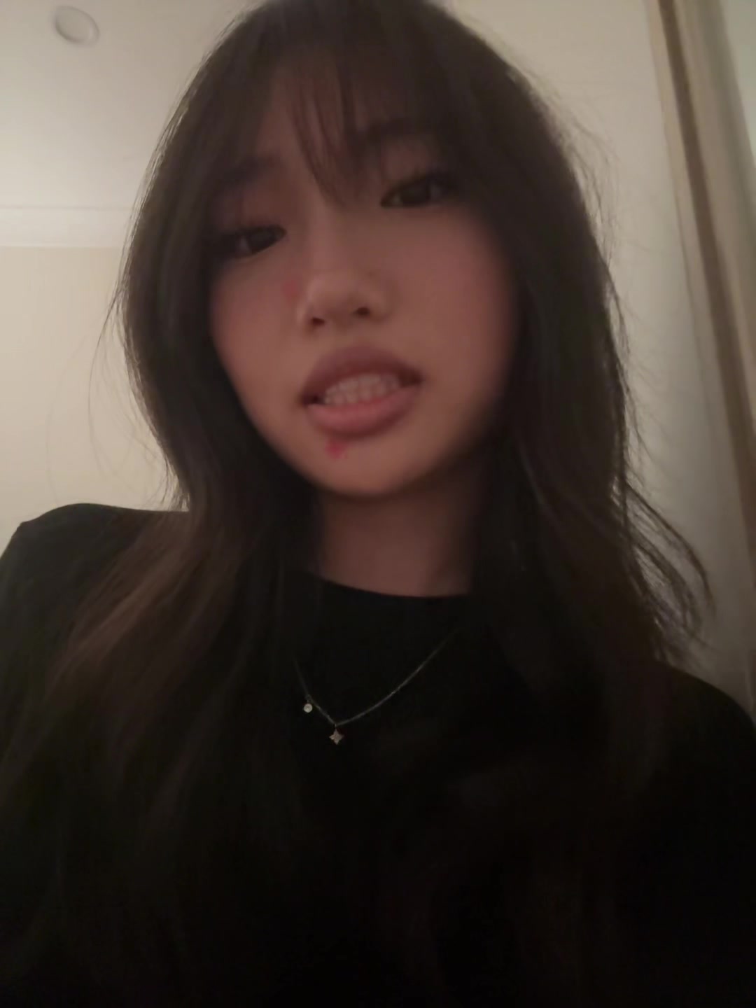 @E