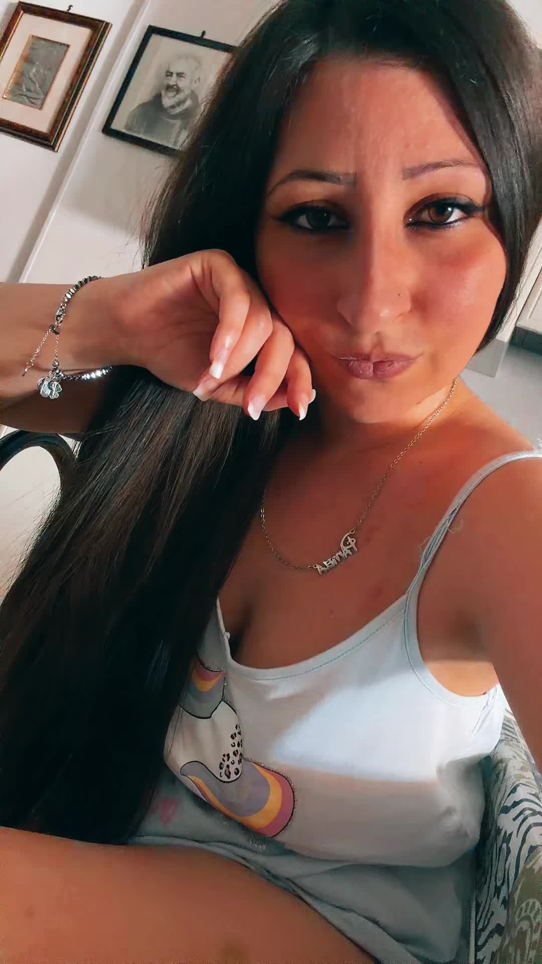 @🌺𝓟𝓪𝓶𝔂🌺