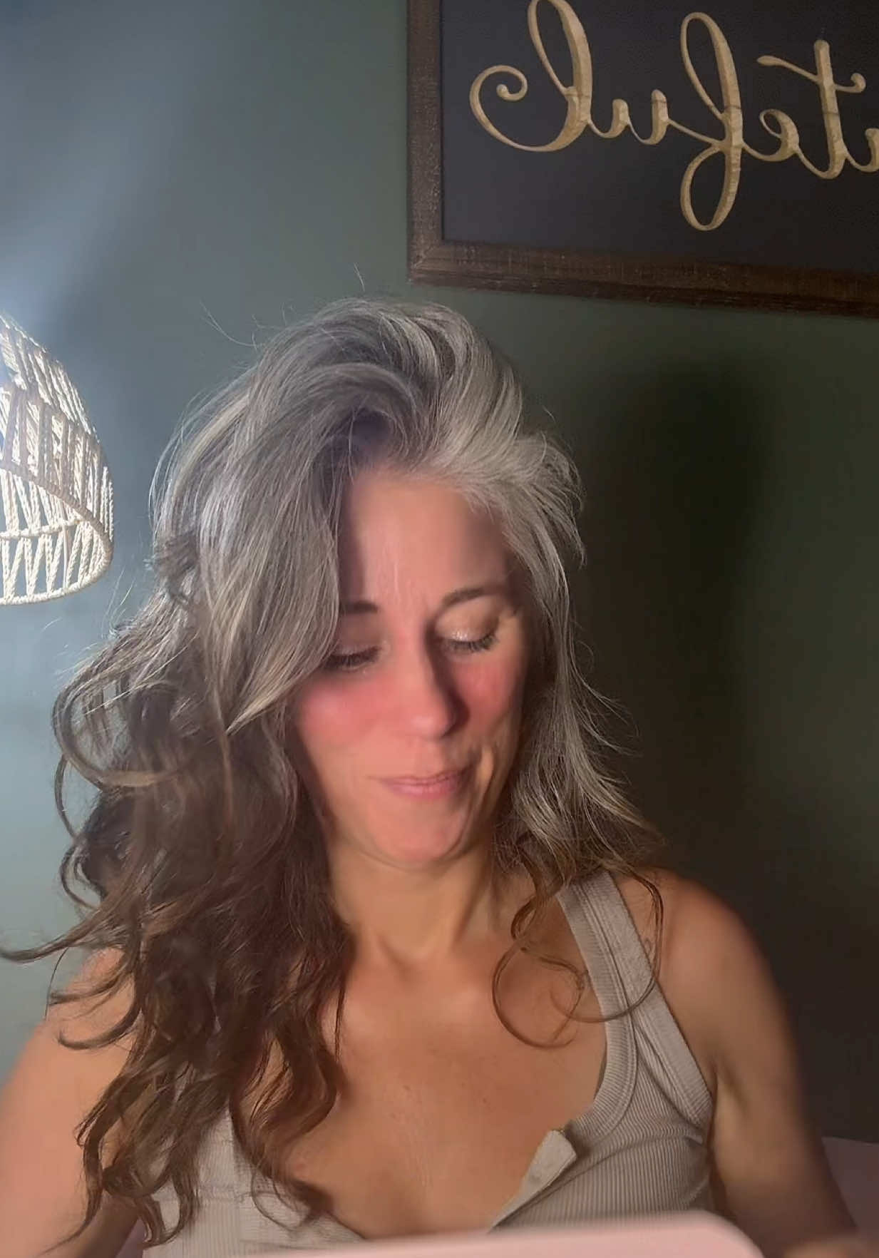 @Michelle | Openly Gray 🩶