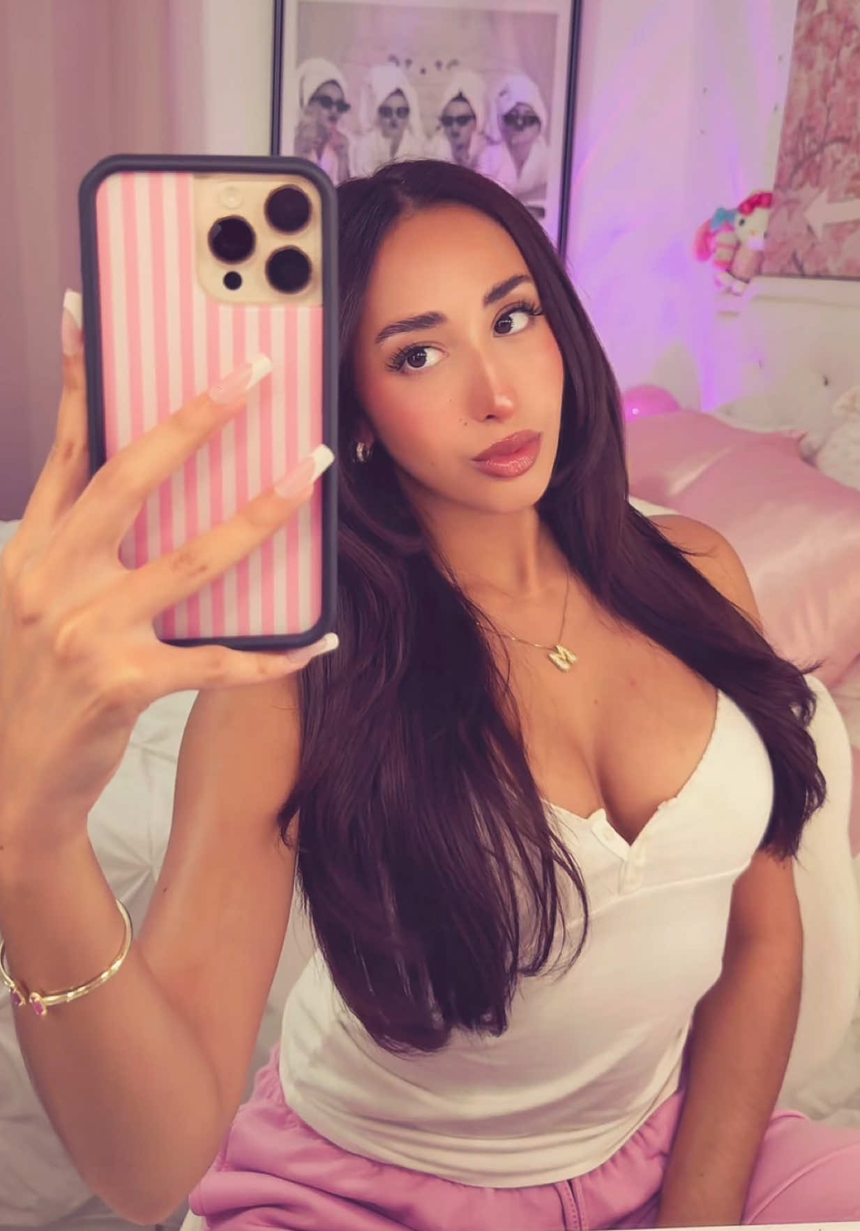 @౨ৎ⋆mina⋆౨ৎ