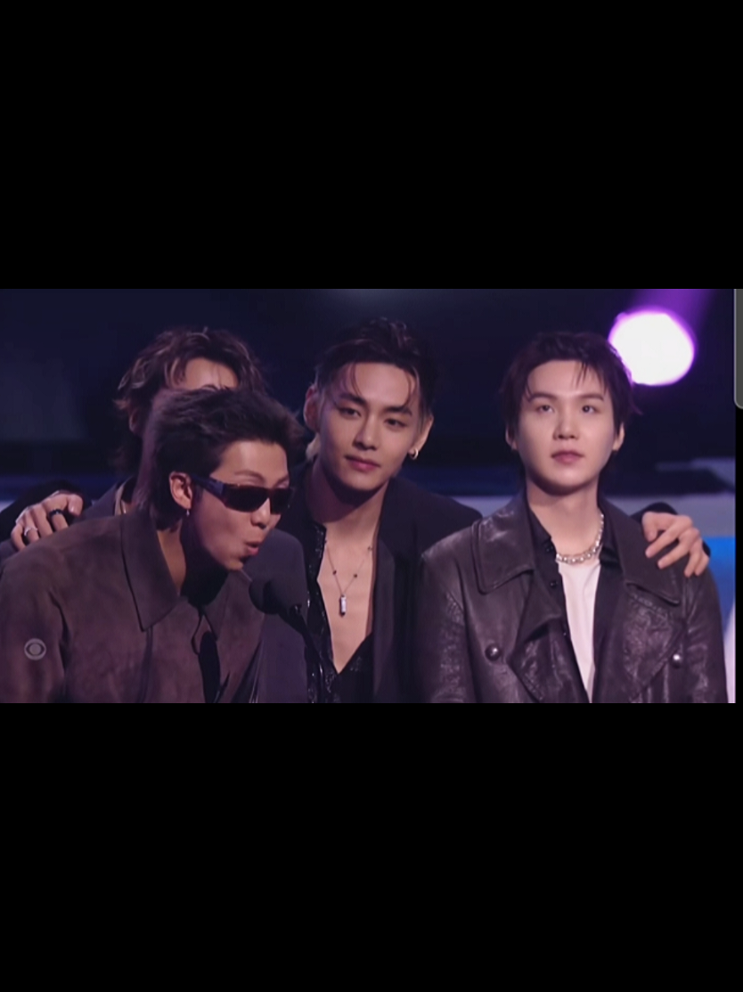 @๐๐ฎ๐ฒ๐ฎ๐๐๐ง๐ ๐ญ๐๐งโท