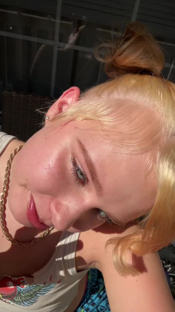 @1prettyblondieee