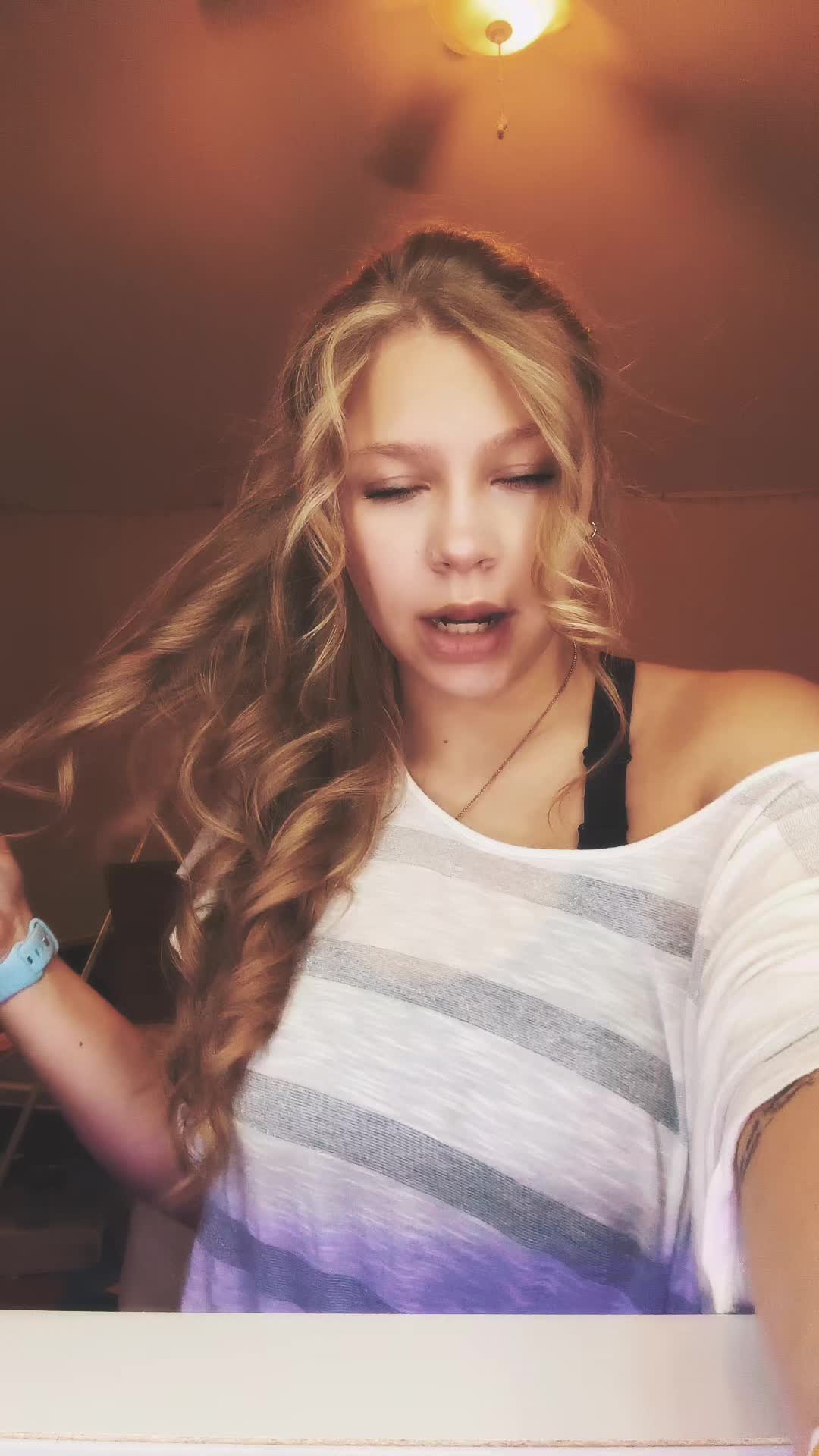 @ᖭི༏ᖫྀawnii Rayne💙
