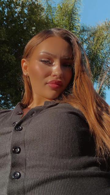 @llluucyx