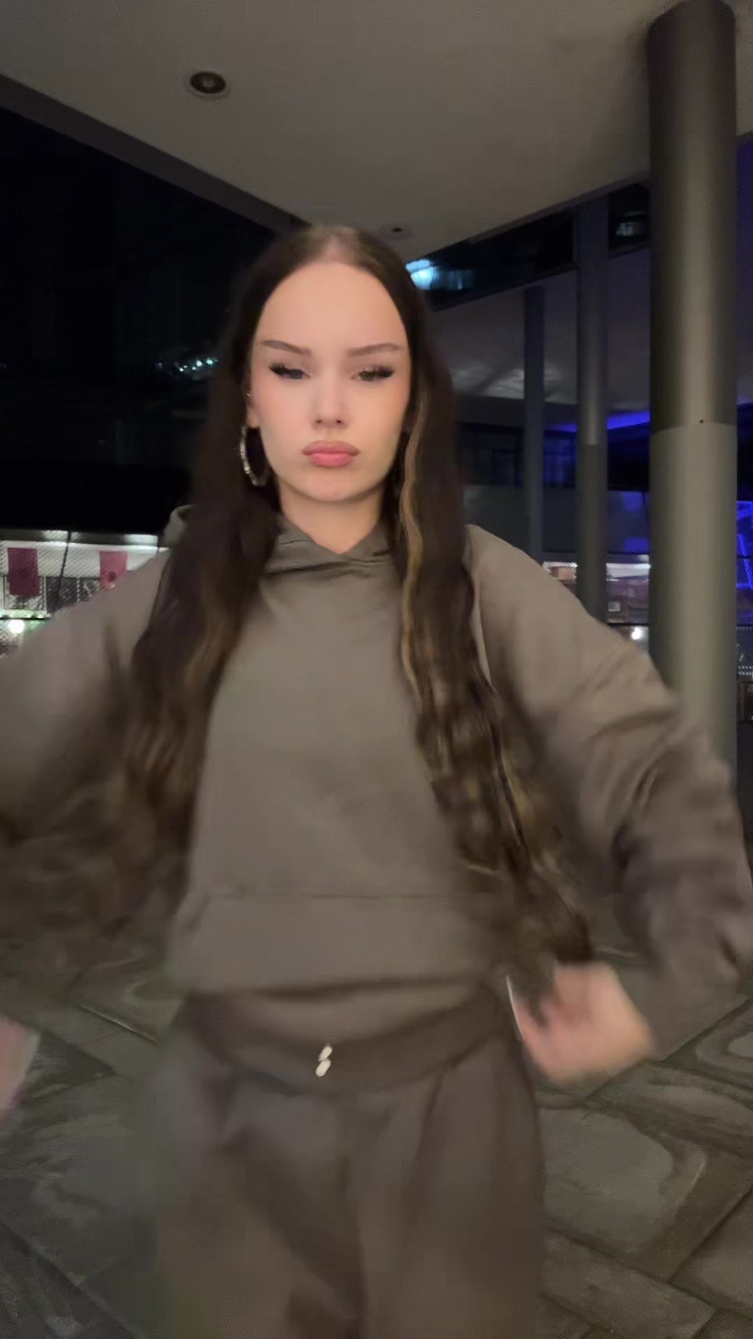 @gg