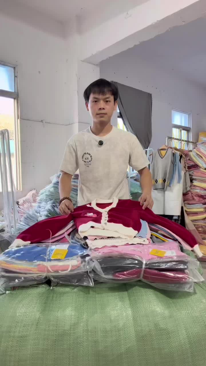 @Jerny_Lee c Clothing