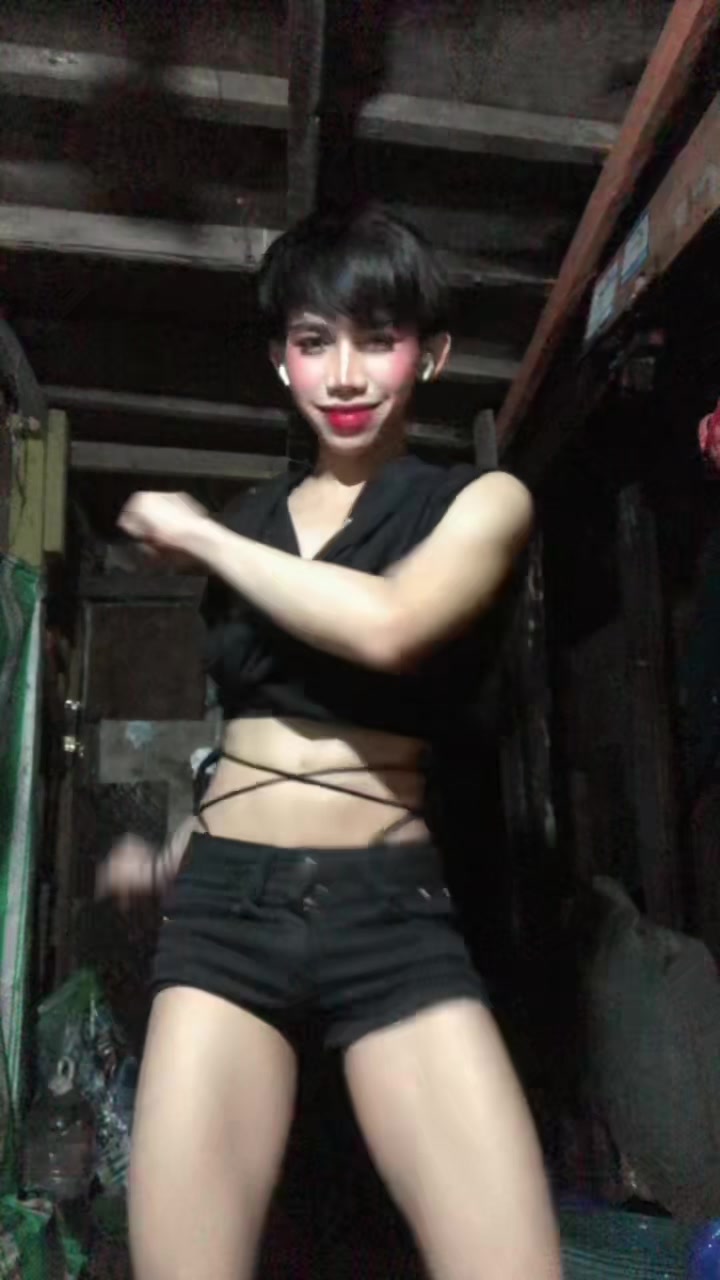 @mmoon_kai