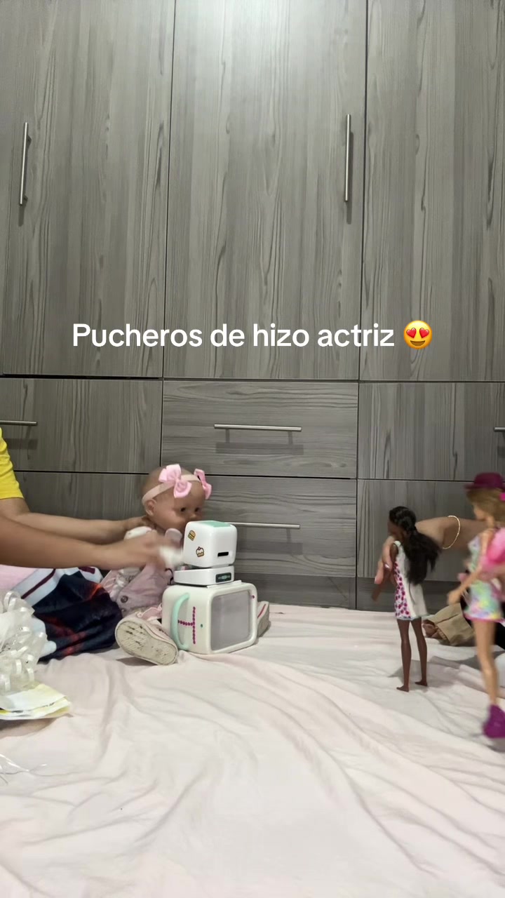 @PELONES