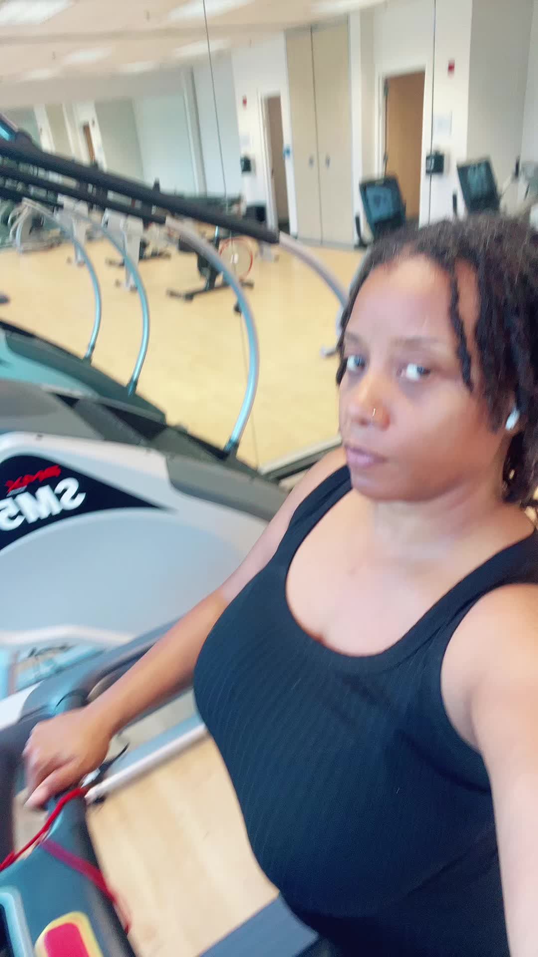 @theroyalerootsexperience