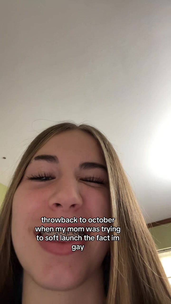 @emm@