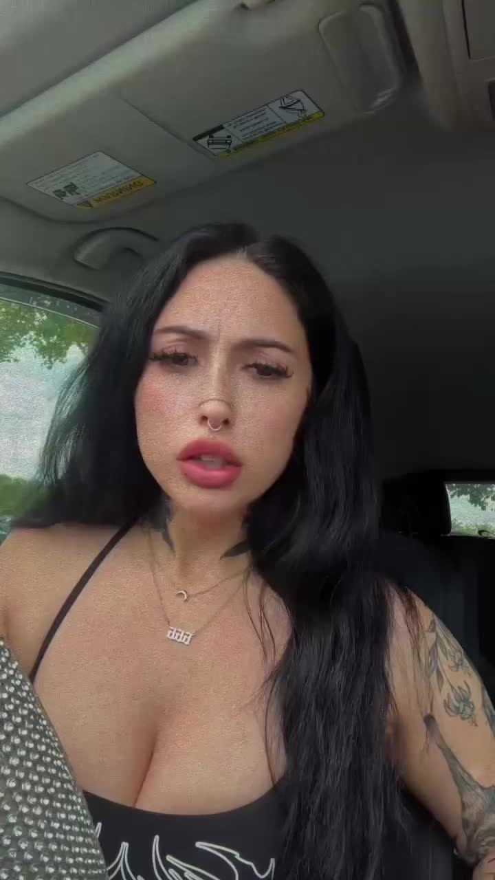 @ariel 🧛🏻♀️