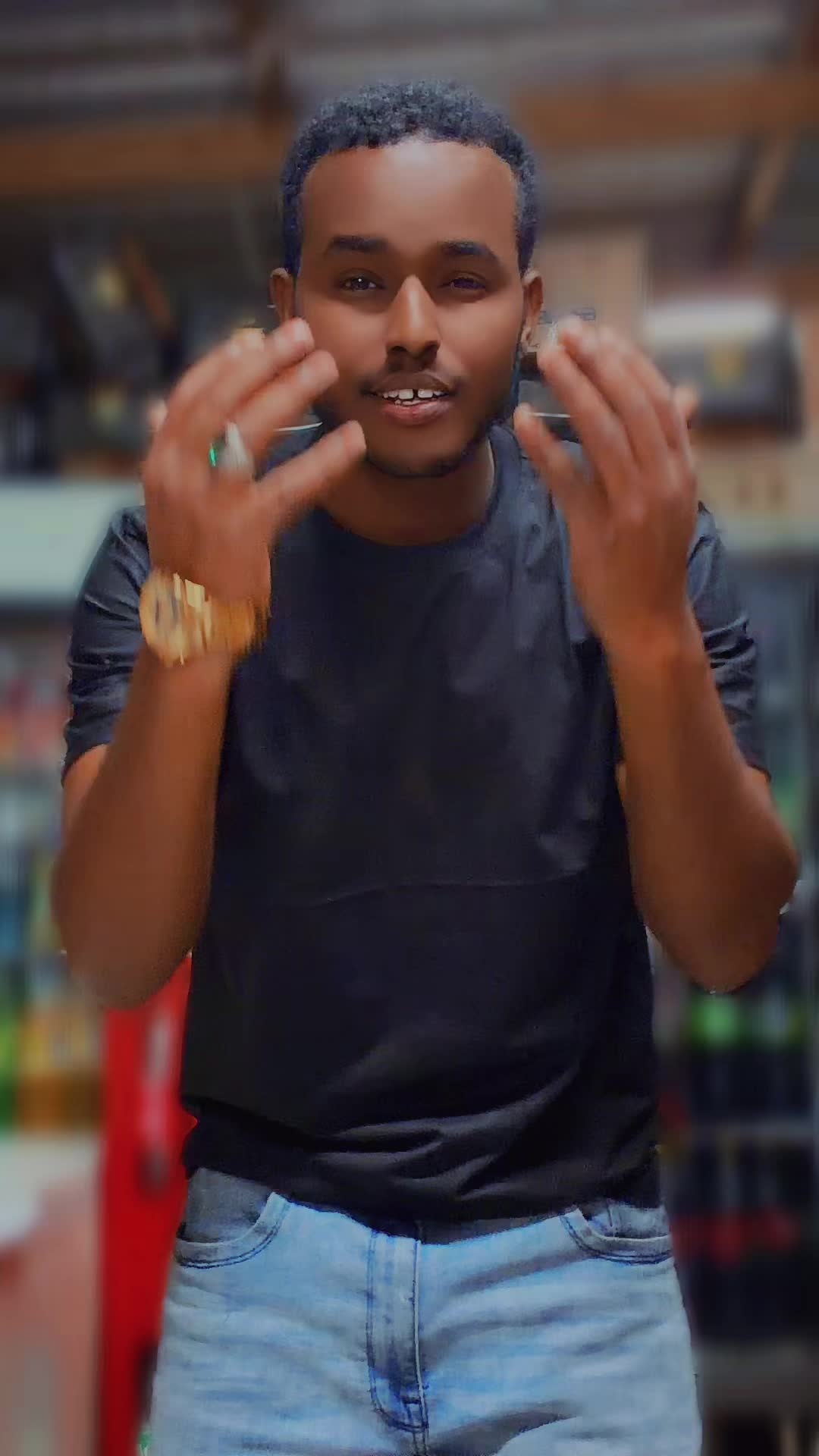 @WAQIᵢQ🇸🇴