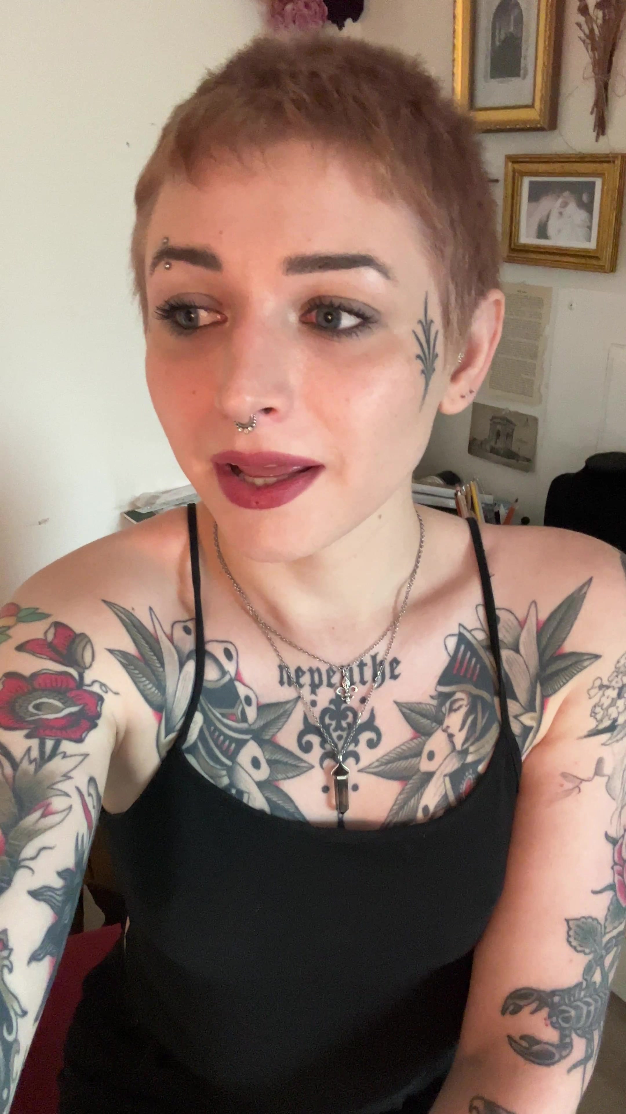 @itssophianoire