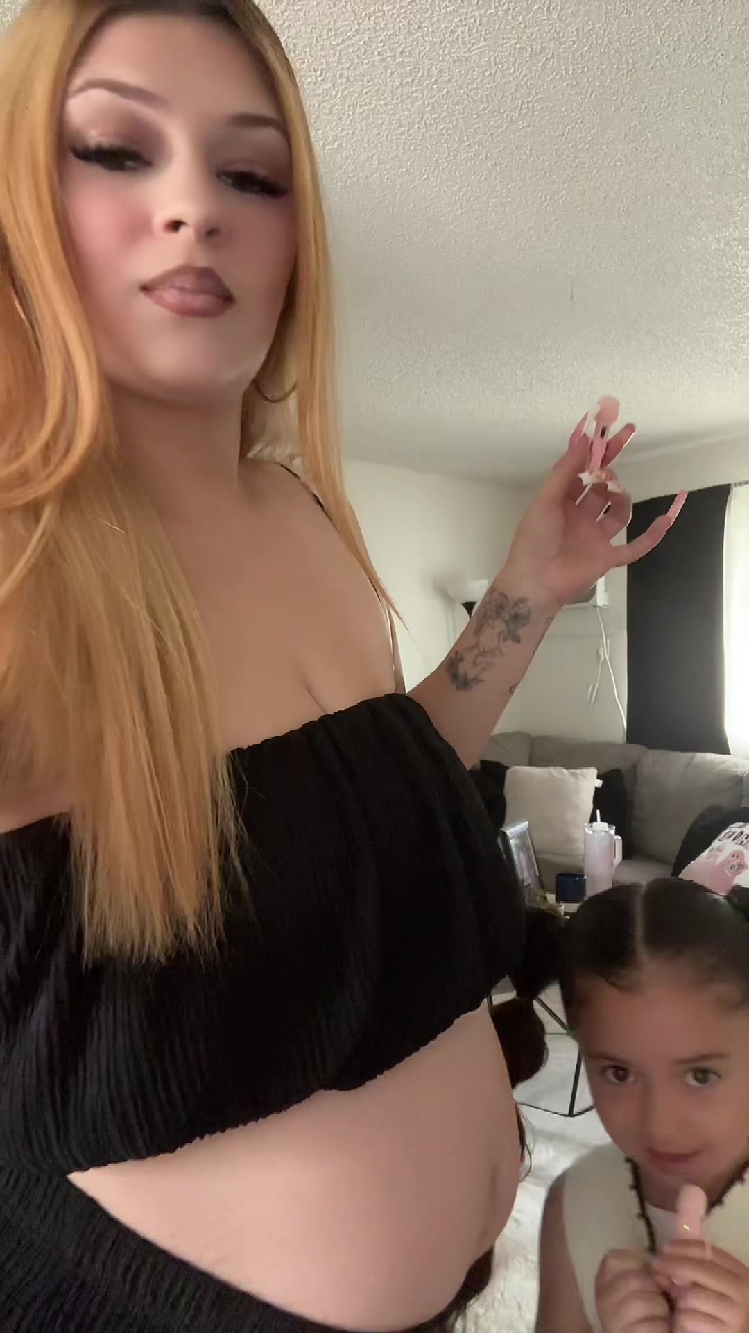 @Celestinaaxo