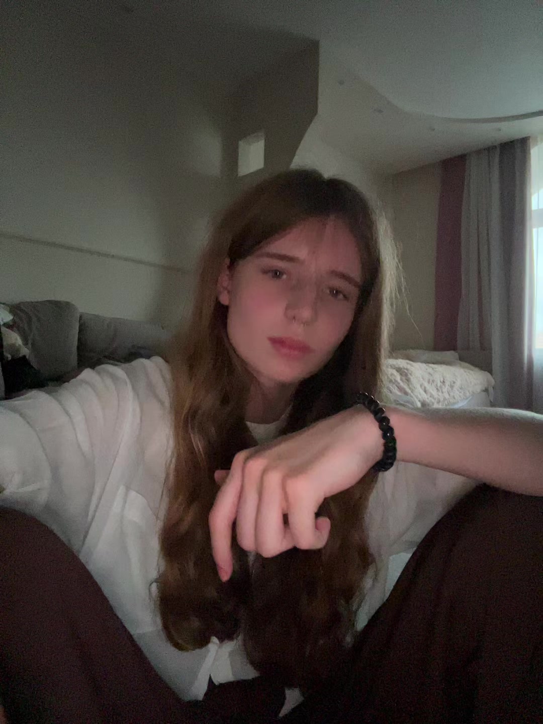 @алиса бледная