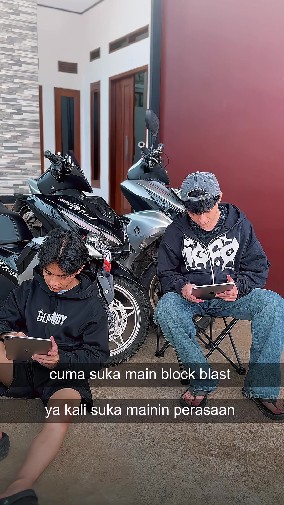 @Lii