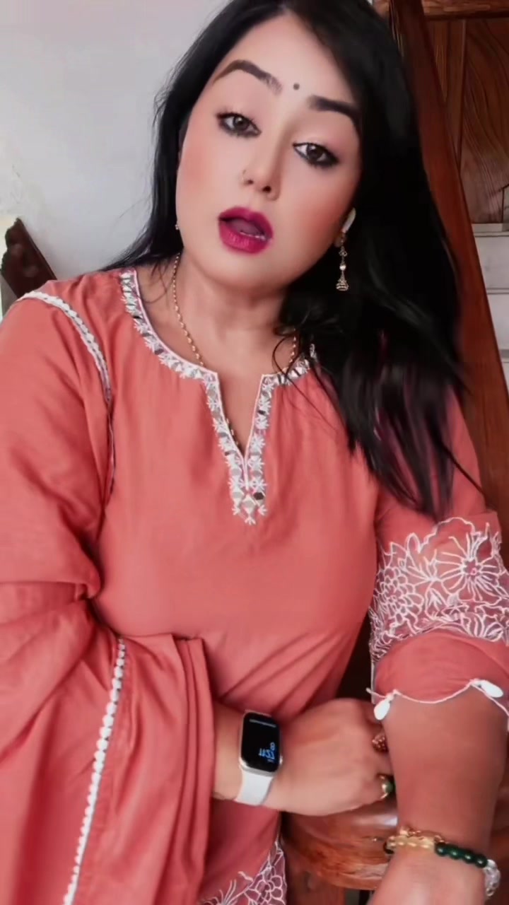 @Radhika😍