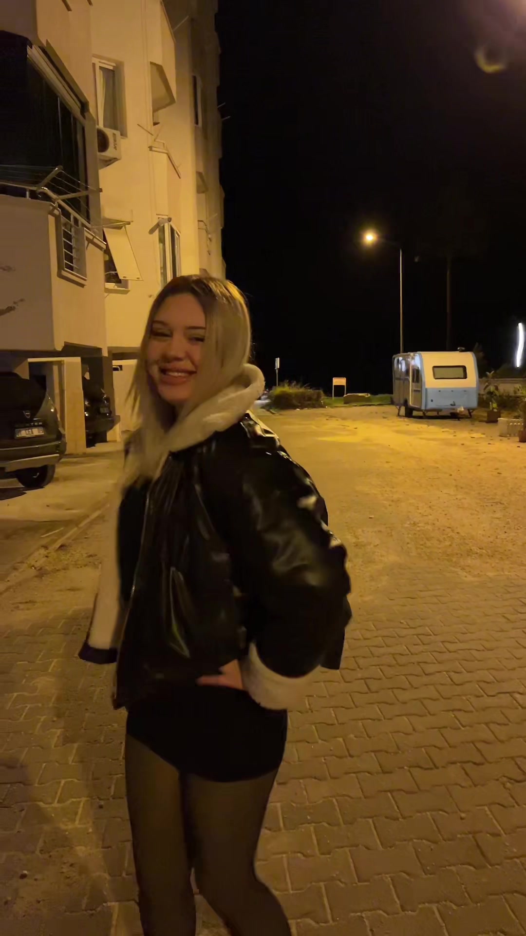 @Eceeresmi