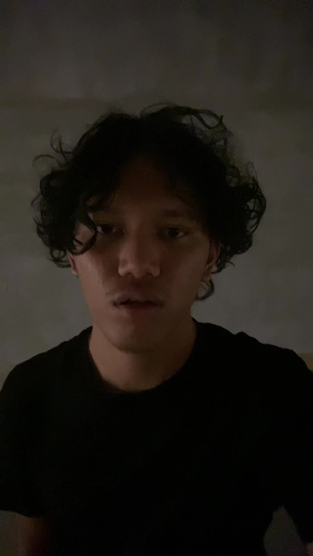 @Akwru