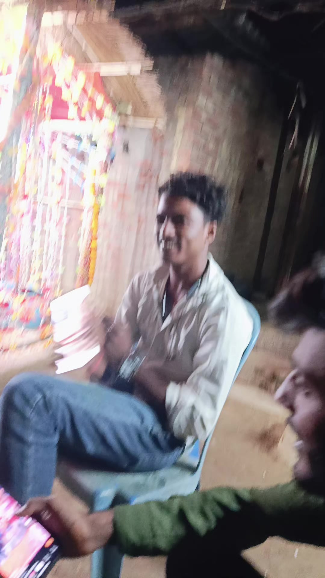 @ल क्ष्म ण Ydv
