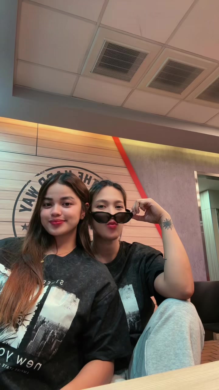@ELLY🇵🇭🇹🇼