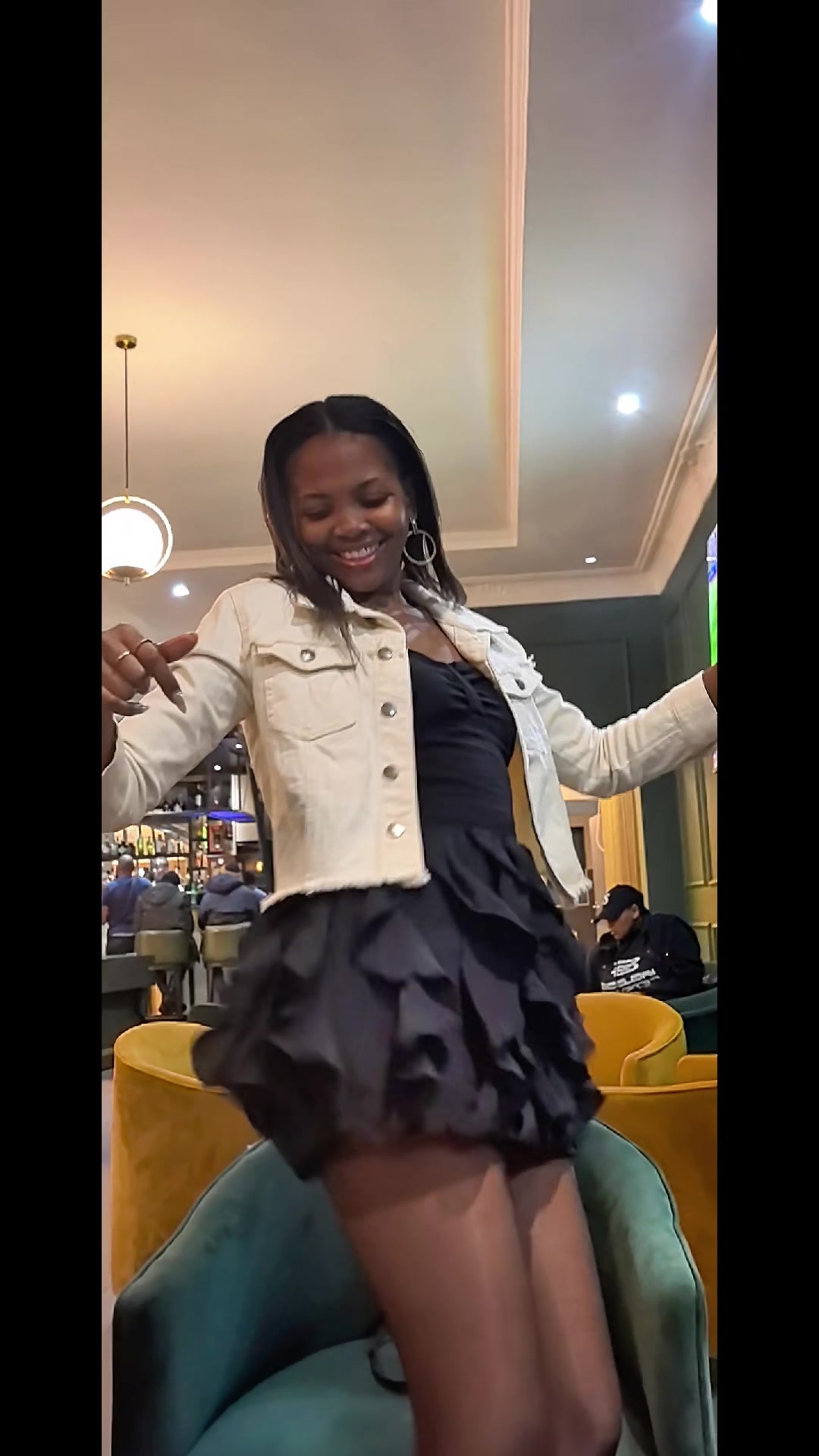 @Nqobile_nobs