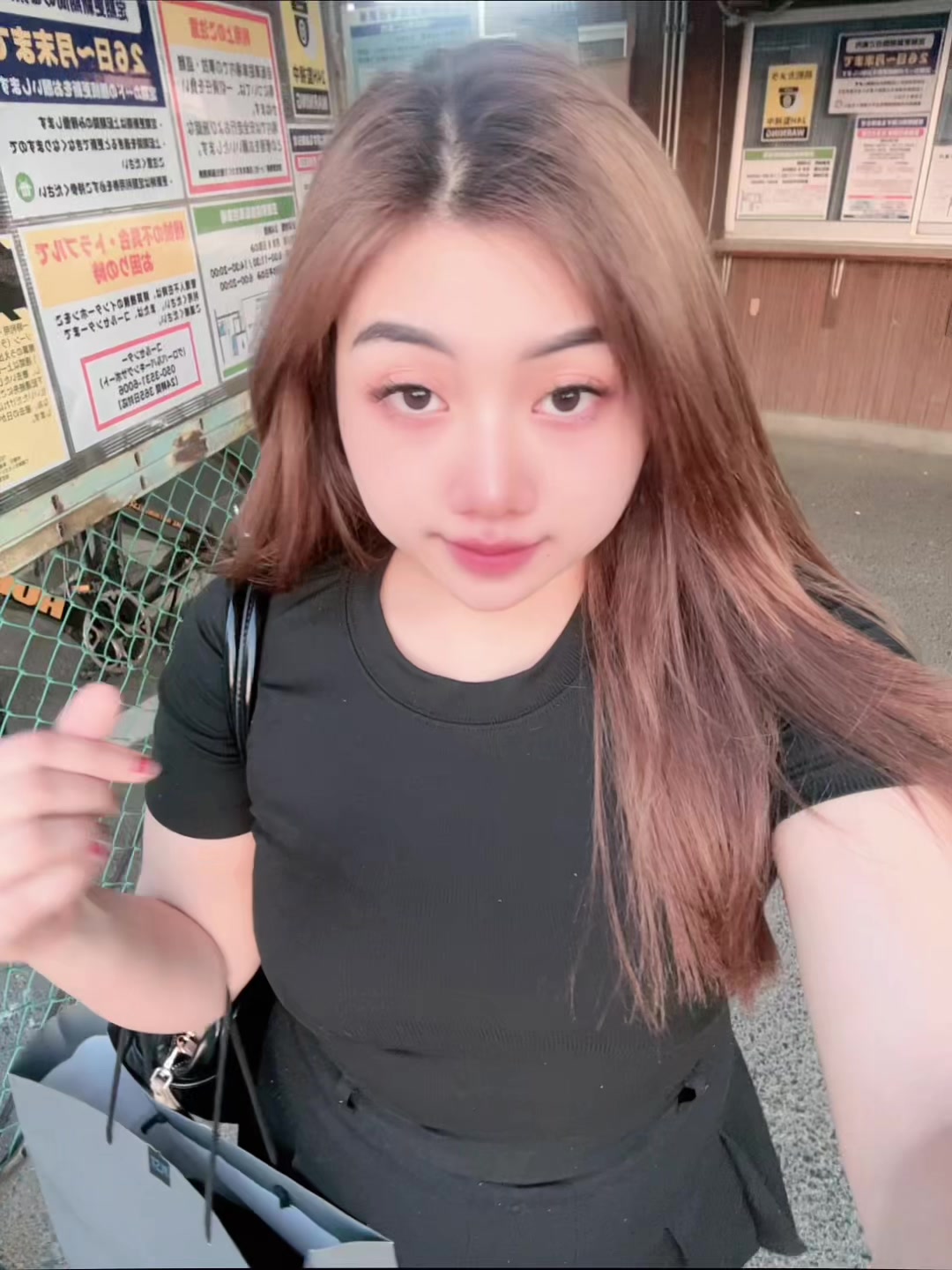 @Ccantiikaaaa