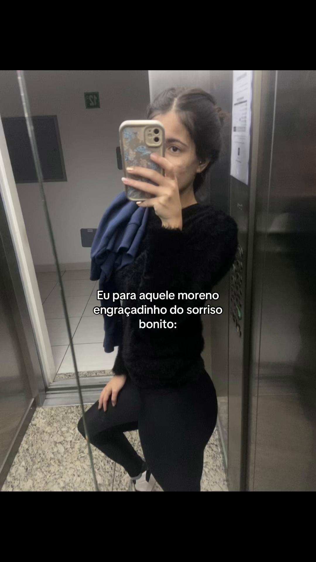 @melzinha_moraess
