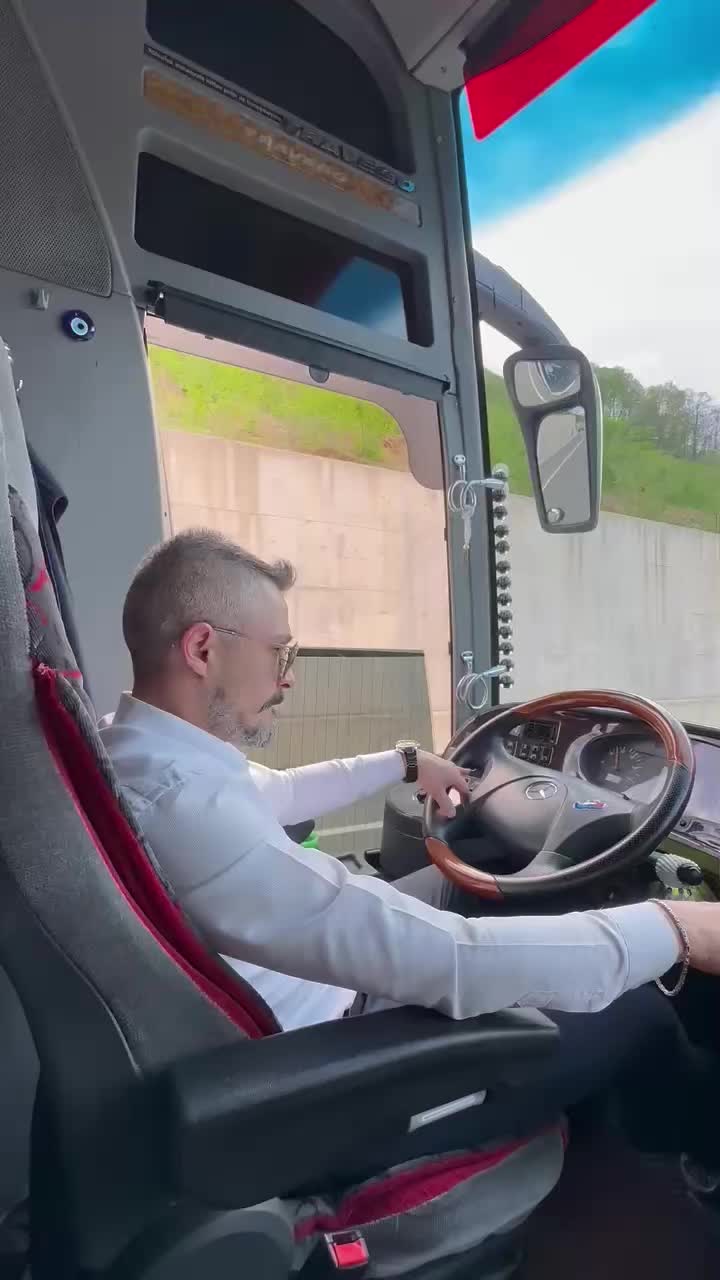 @GÖKHAN AKTÜRK