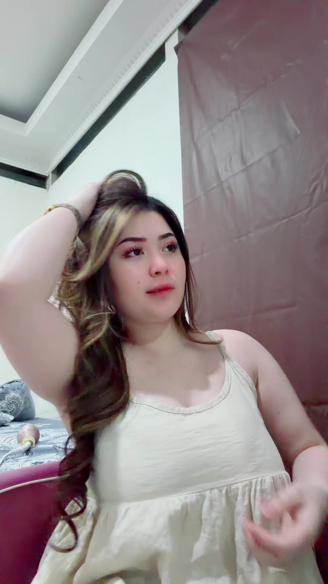 @Rieneskedua