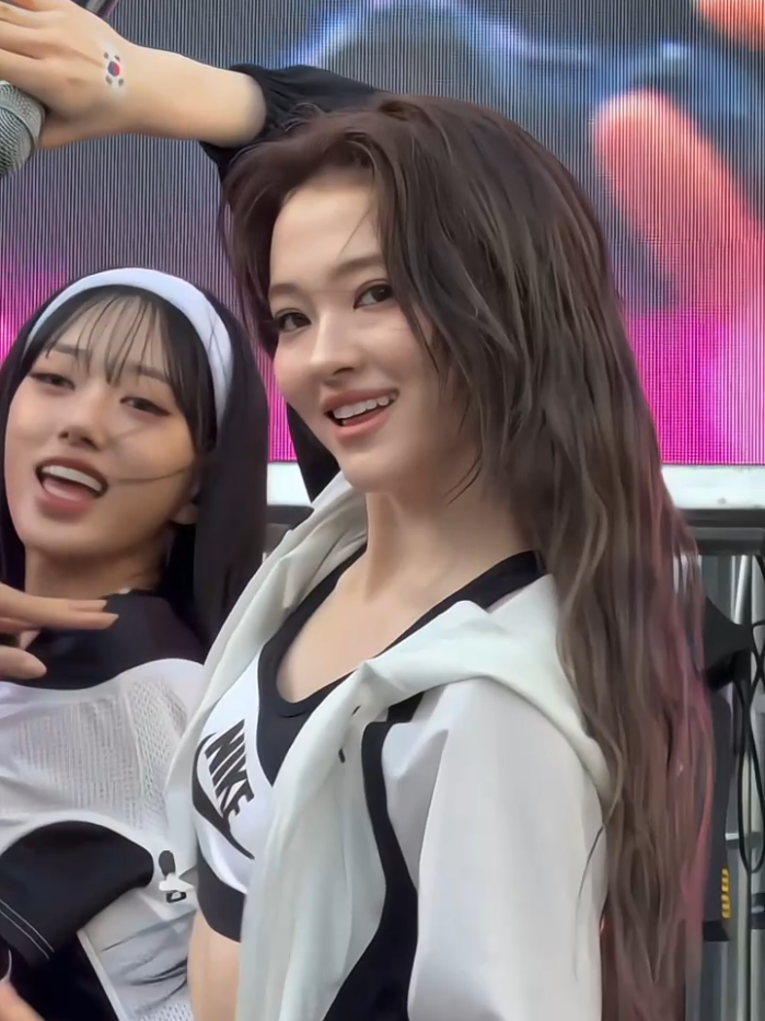 @่ฃดๆฑๆณซ ๐ฏ๐ป๐