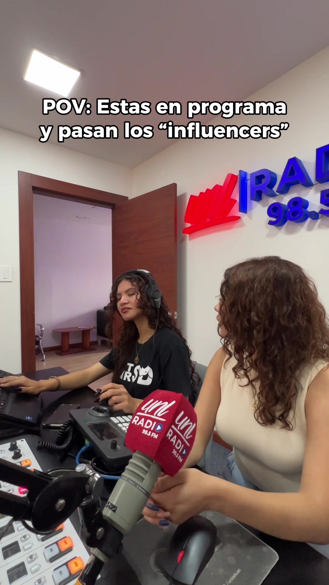@Universidad Nacional de Loja