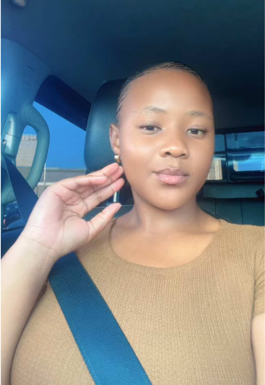 @Yonela _Qayiso